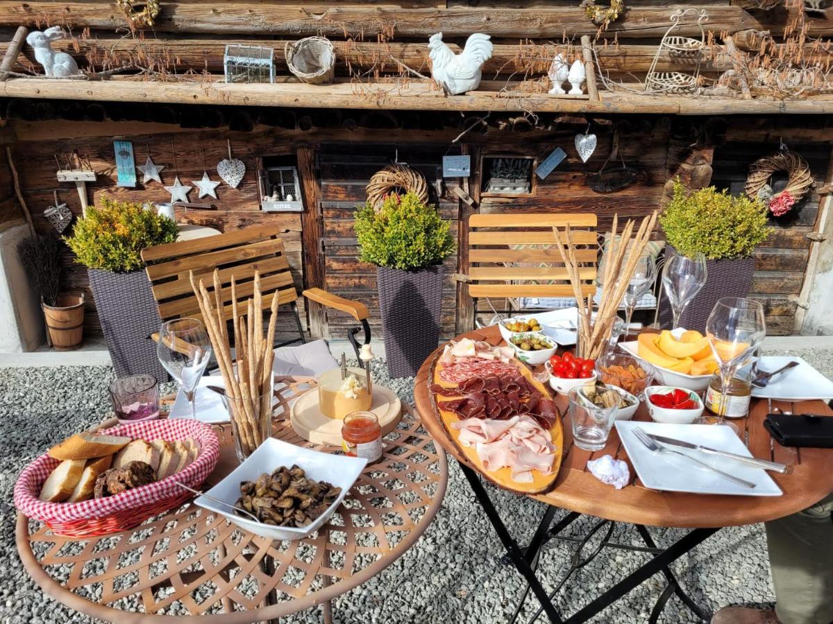Chesa Prema Bed & Breakfast - Restaurant Disentis Extérieur photo